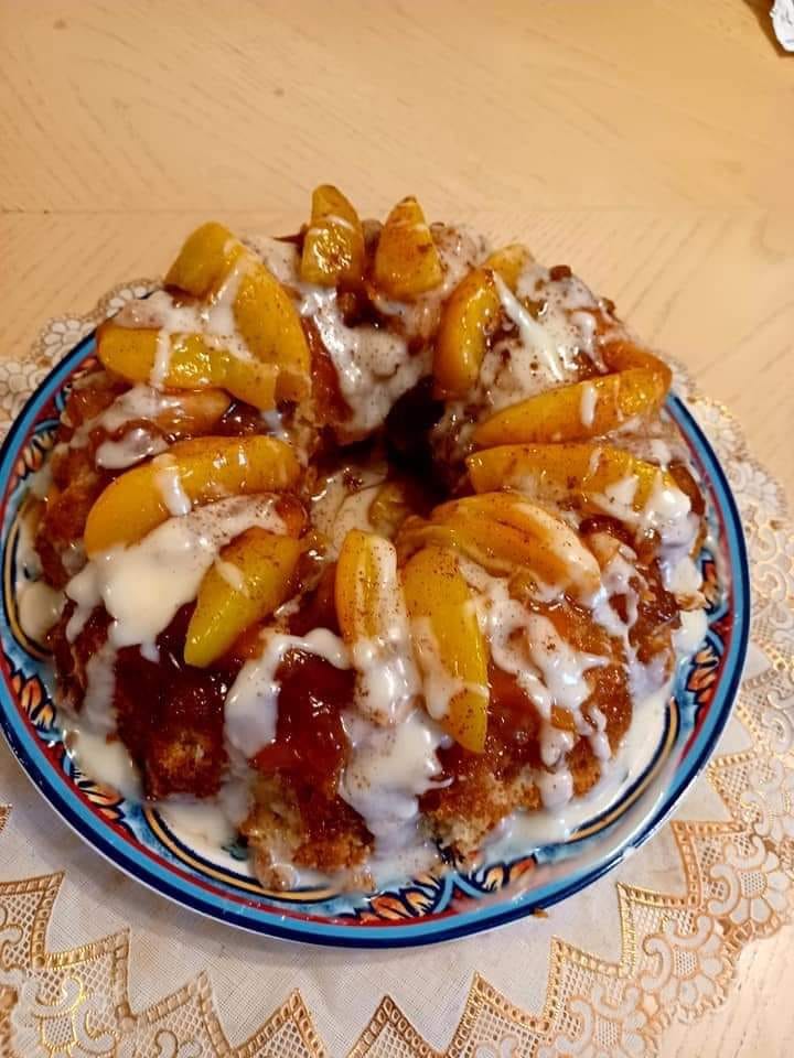 PEACH COBBLER POUND CAKE