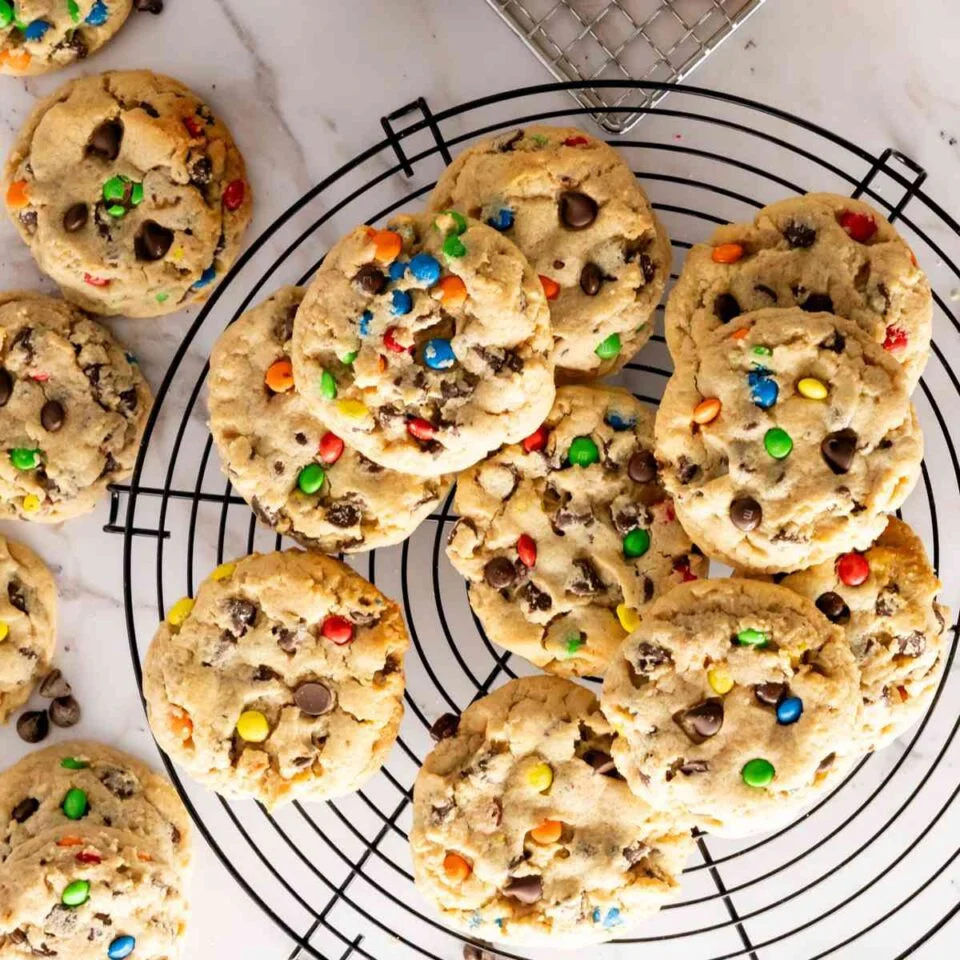 M&M Peanut Butter Cookies